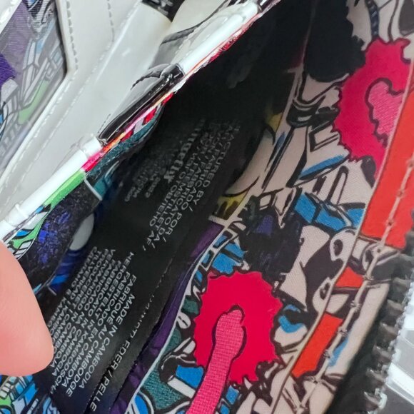 Loungefly Star Wars Lenticular Stormtrooper Zip Around Wallet Rare Lucas NWT Dis - Picture 5 of 7